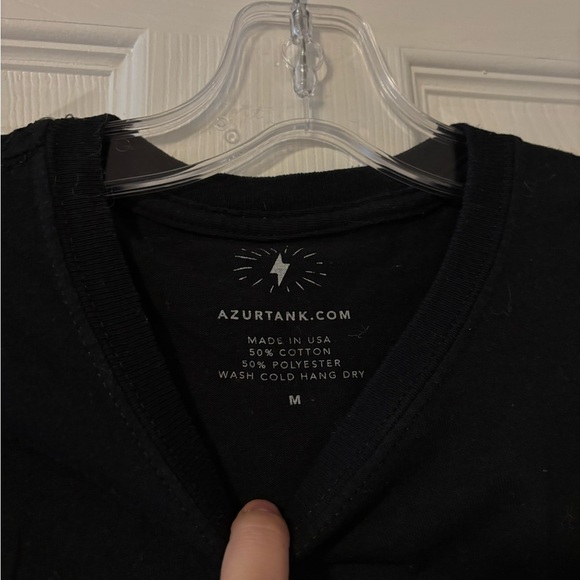 AZUR Fit Crop Top - Picture 2 of 3